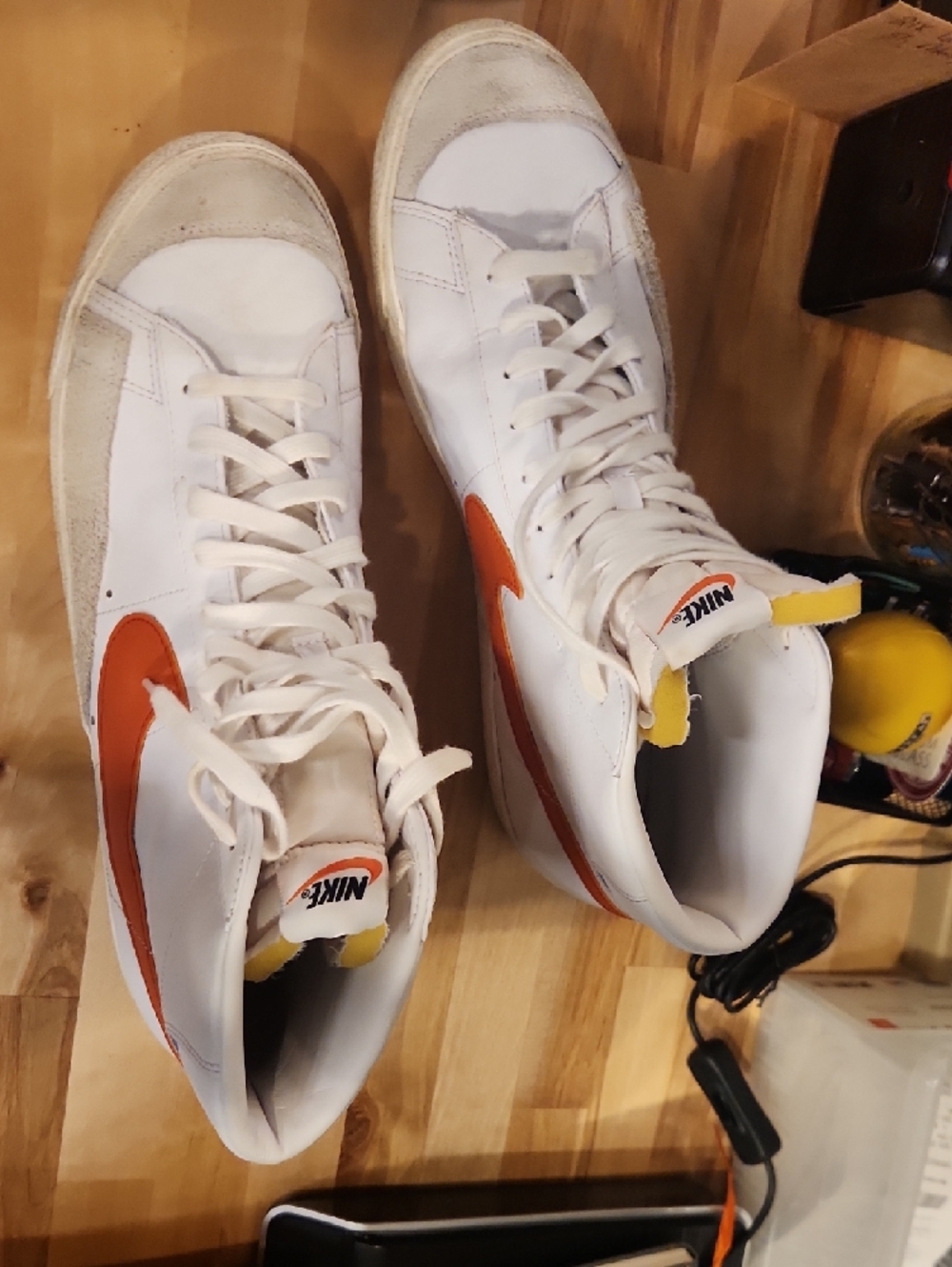 Nike White and Orange Hitops - Picture 3 of 8